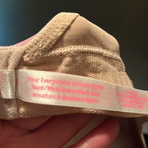Nude Cross Back Victoria’s Secret PINK Bra - Picture 8 of 8